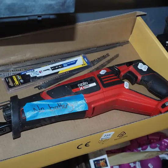 Ozito reciprocating saw - no battery