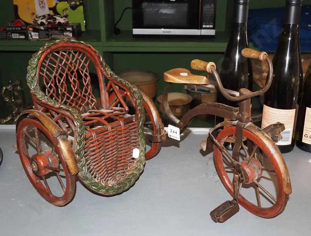 dolls bike and side car Image 1++