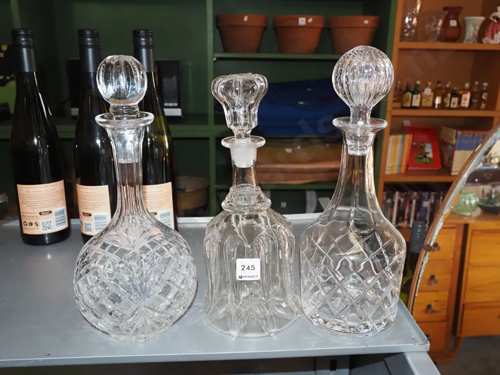 3x stopppered decanters Image 1++