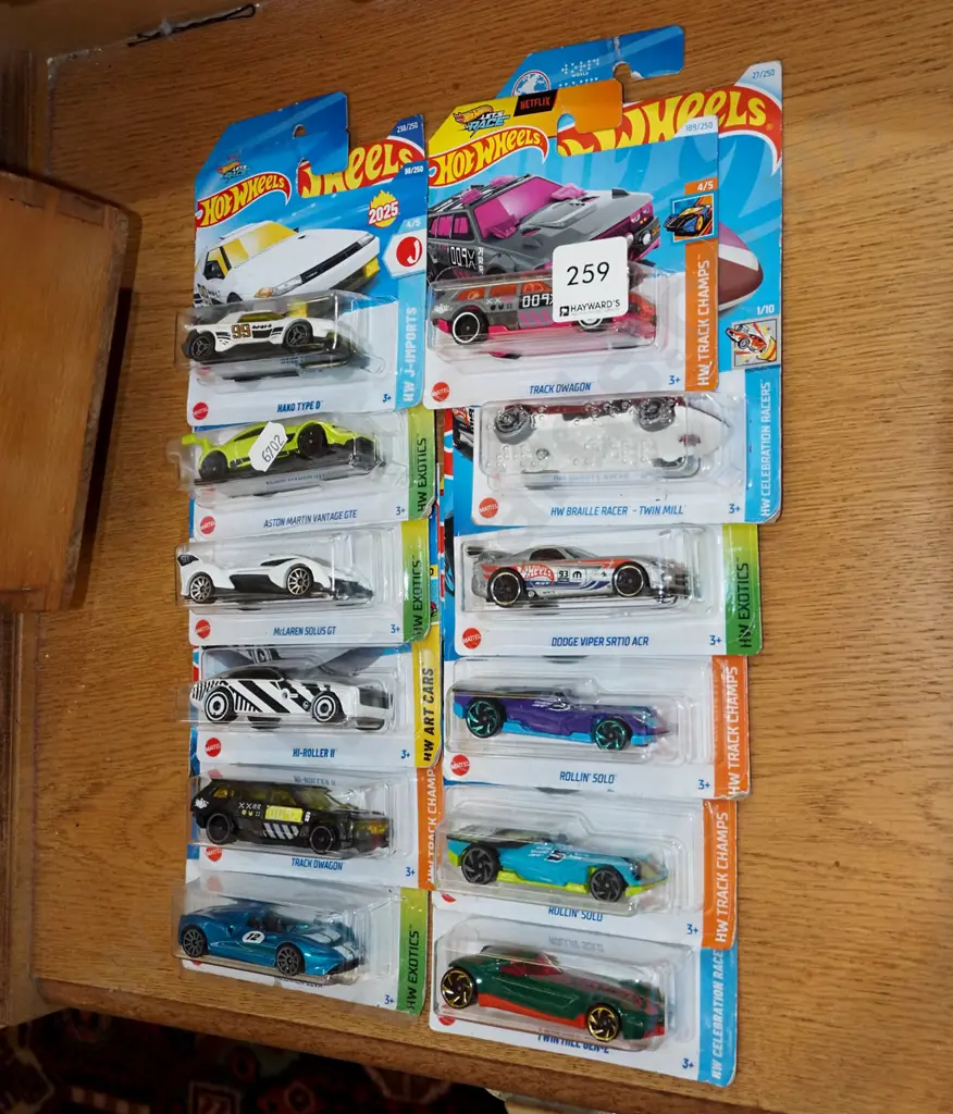 10x carded hotwheels vehicles Image 1++