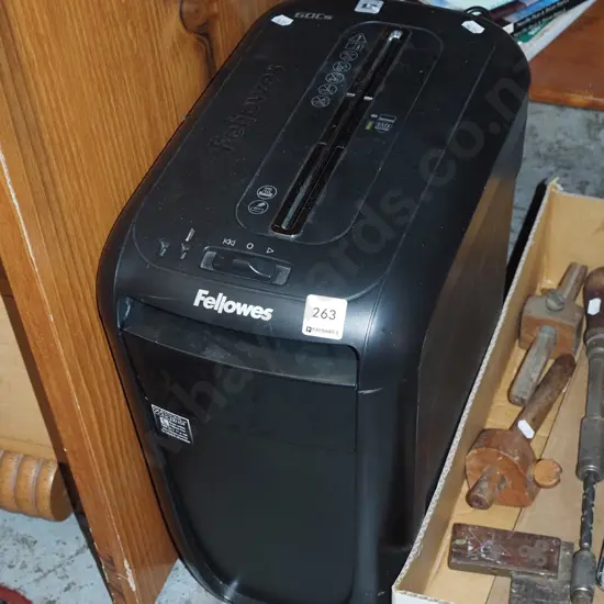 Fellowes paper shredder
