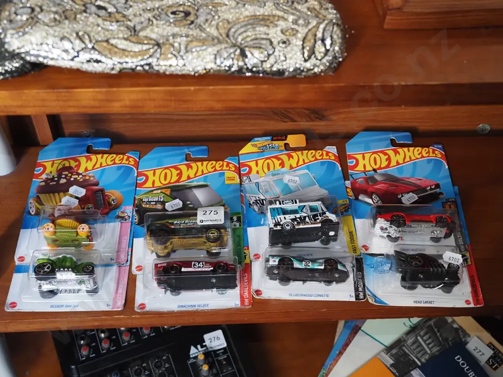 8x carded Hotwheels vehicles Image 1++