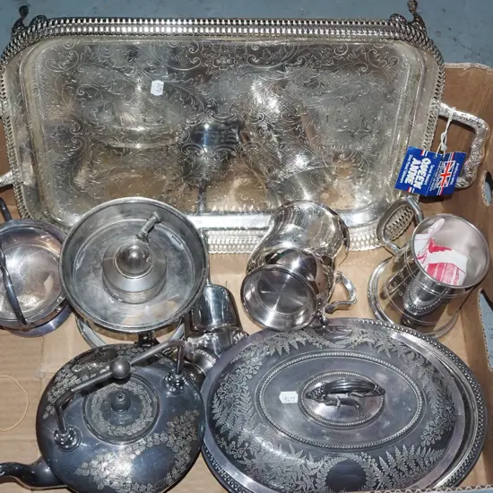 box of plates; trays, lidded veges, beer mugs etc