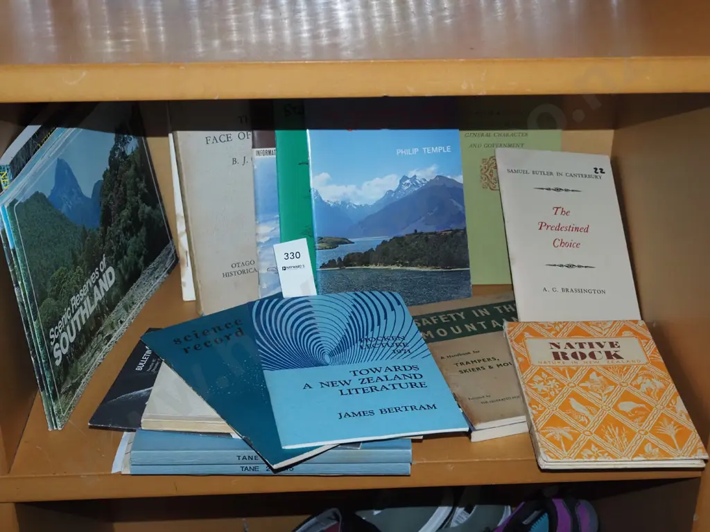 various NZ books and publications Image 1++