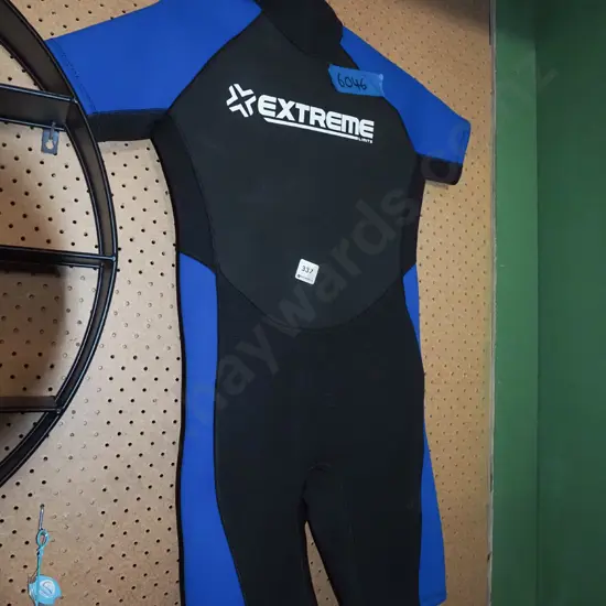 Extreme Limits Youth size spring suit