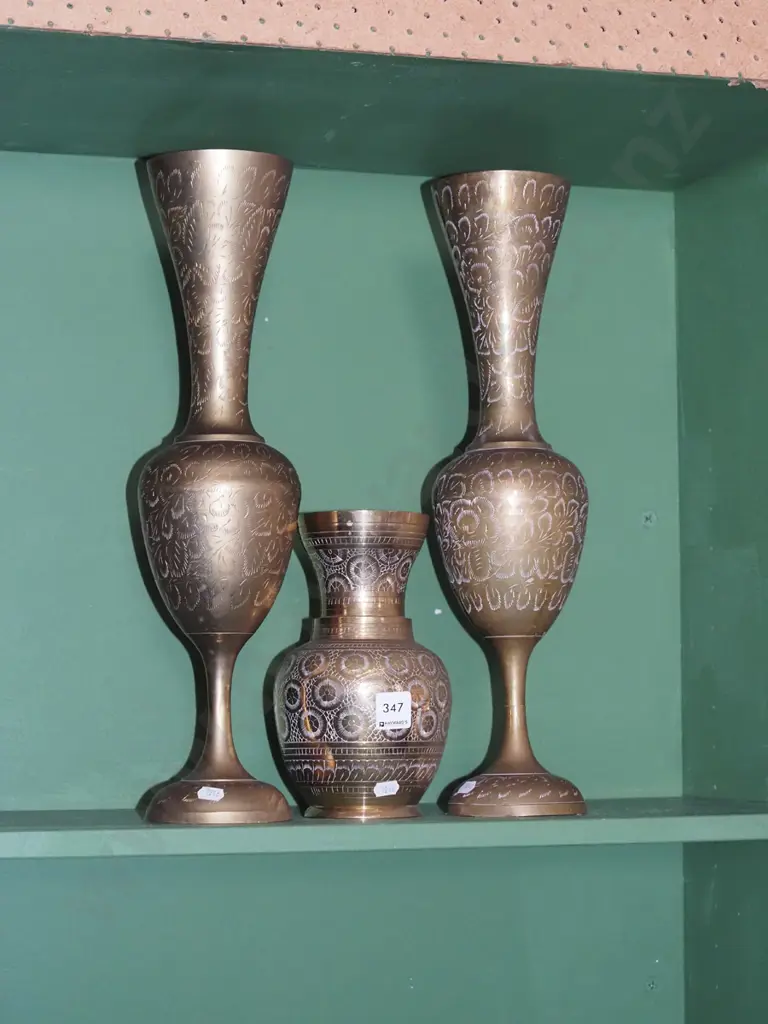 3x brass vases Tallest H450 Image 1++