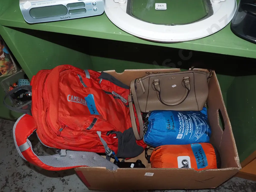 box; backpack, hammocks, hand bag, clutch purse Image 1++