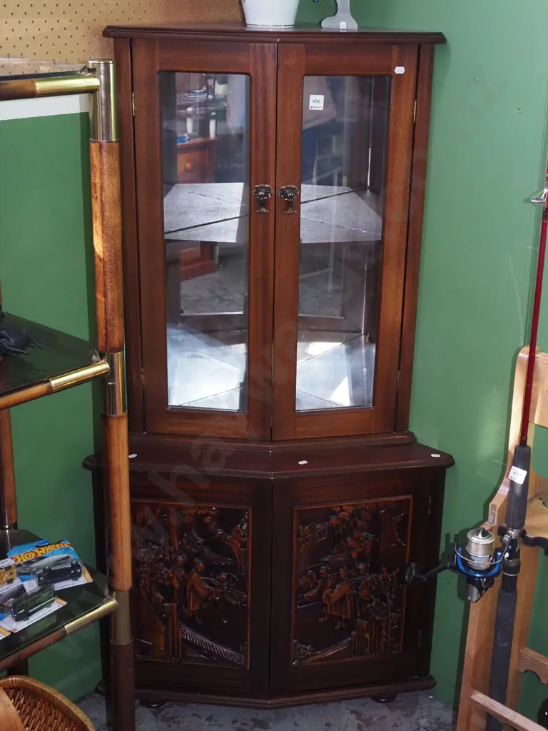 corner cabinet with 2 heavily carved doors depicting Asian scenes, 2x glazed display doors H1390 W500 D500 Image 1++