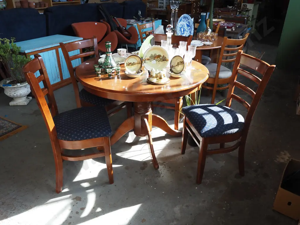 pedestal dining table with 4 matching ladder back chairs Diam1060 some damage and scratches to top Image 1++