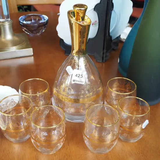glass gold rimmed decanter, 6x glasses