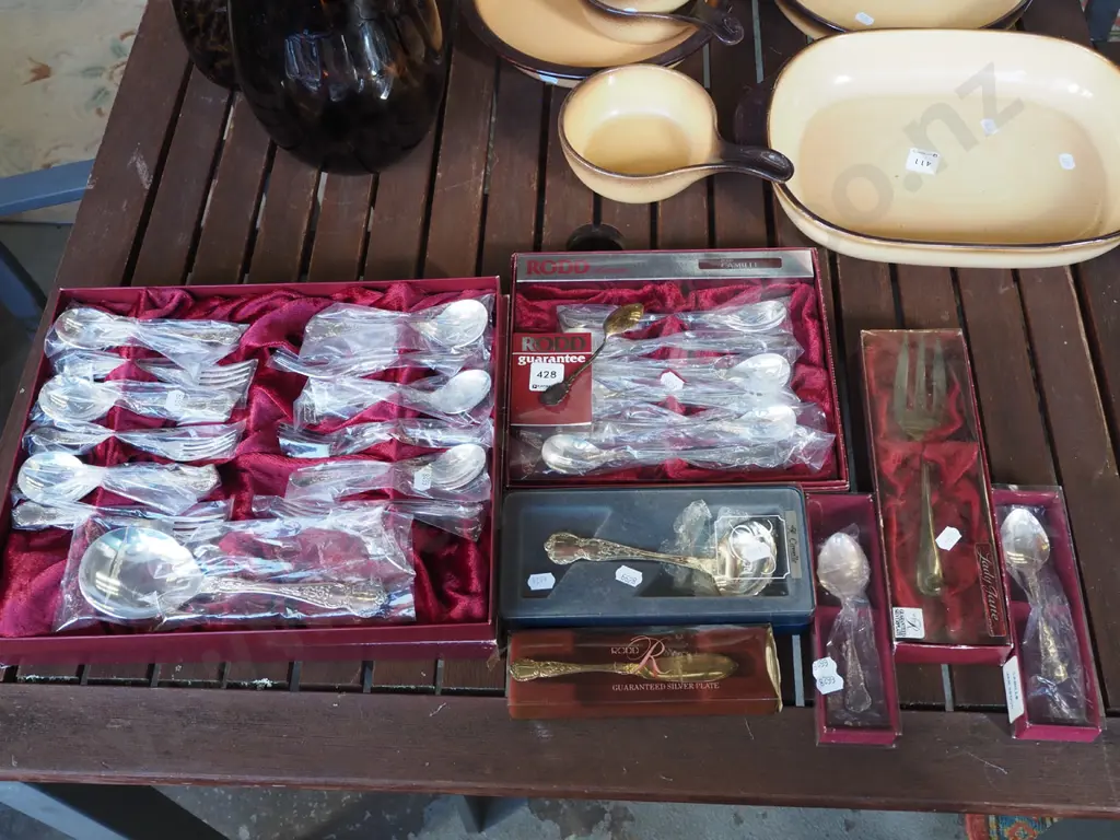 7x sets of cased Rodd cutlery Image 1++