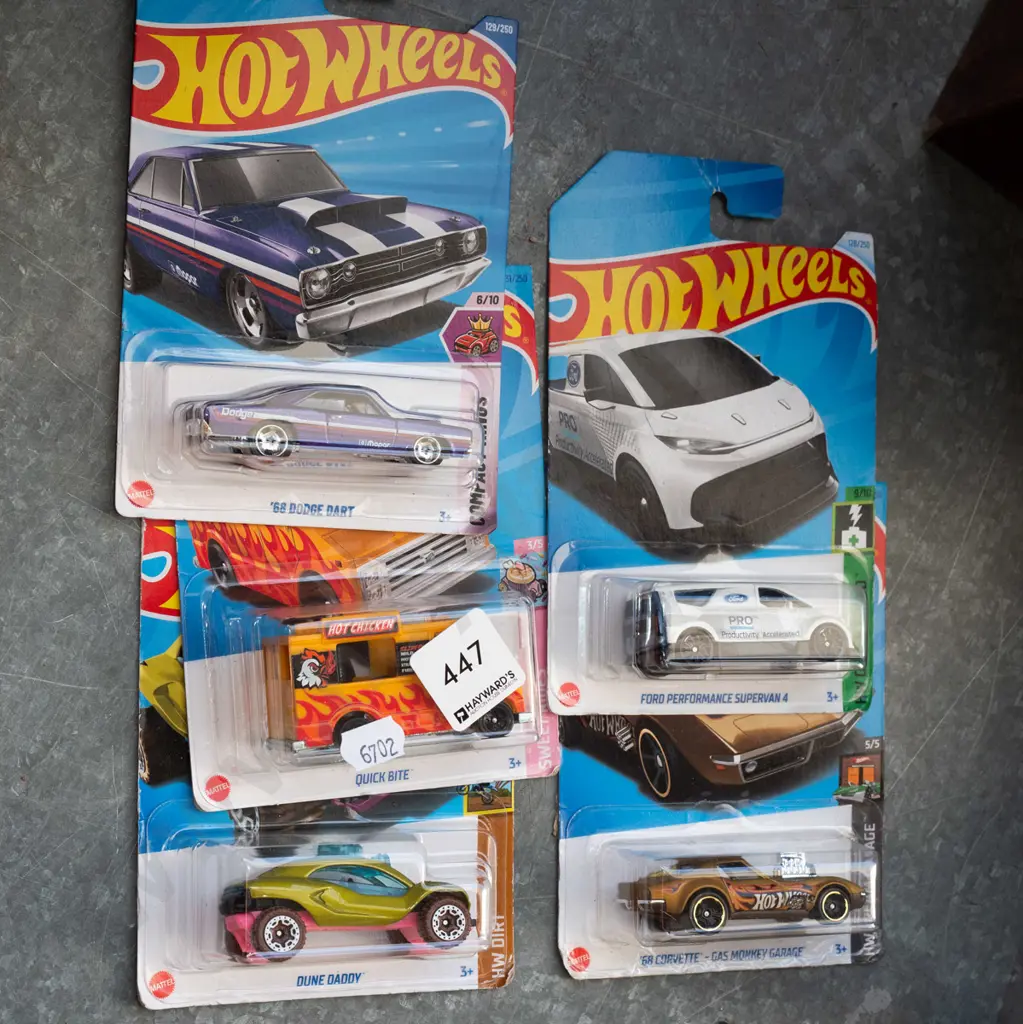 5x carded Hotwheels vehicles Image 1++
