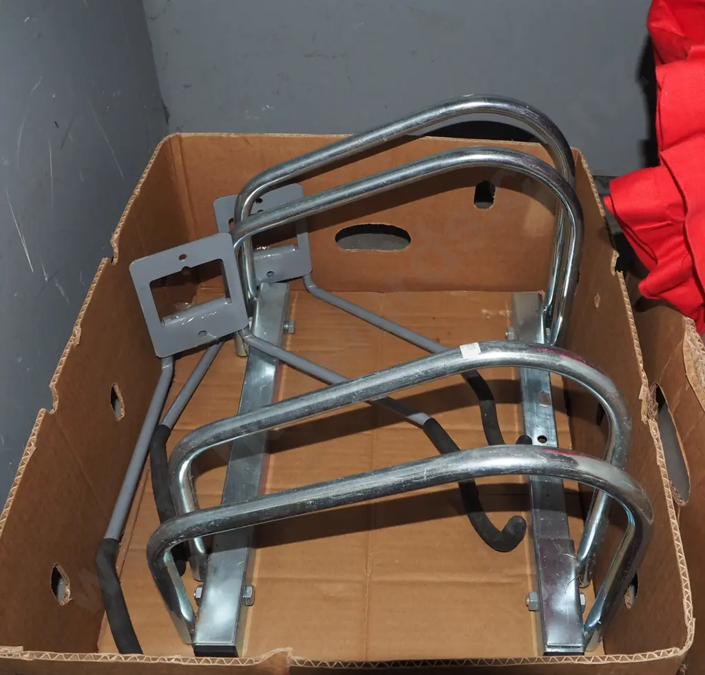 box; bike racks Image 1++
