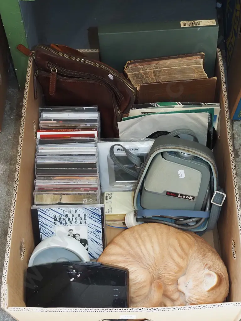 box; books, CDs, cat figurine etc Image 1++