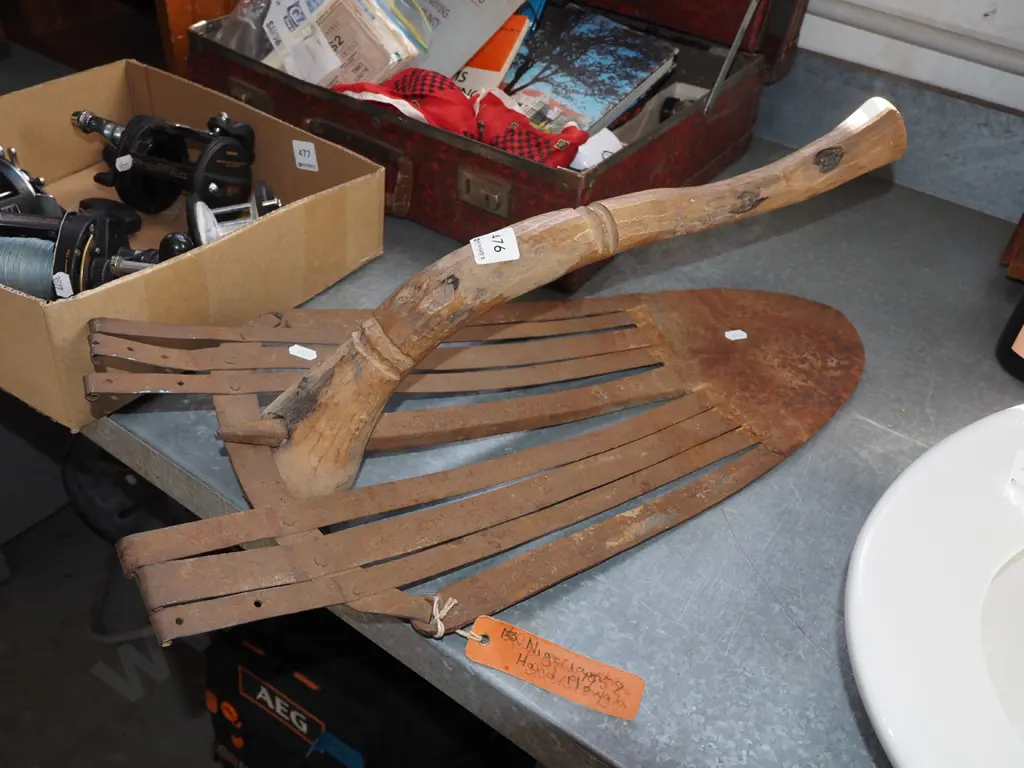 Nigerian hand plough Image 1++
