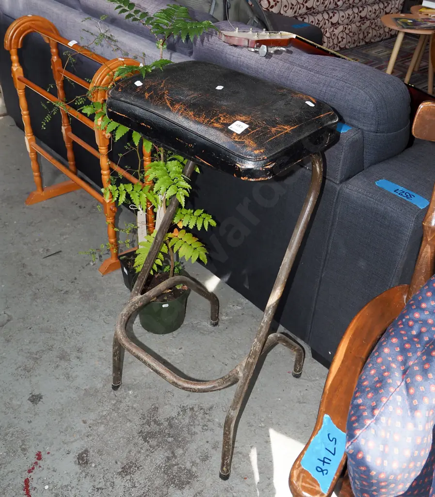 vintage vinyl top clerks stools Image 1++