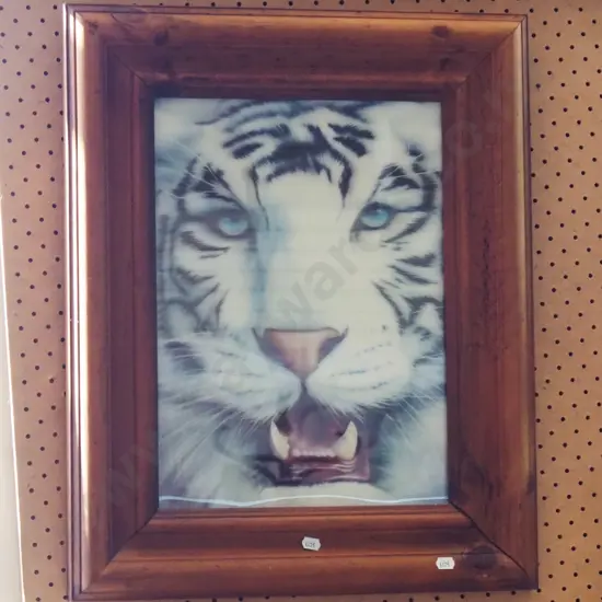 framed holographic picture - big cat