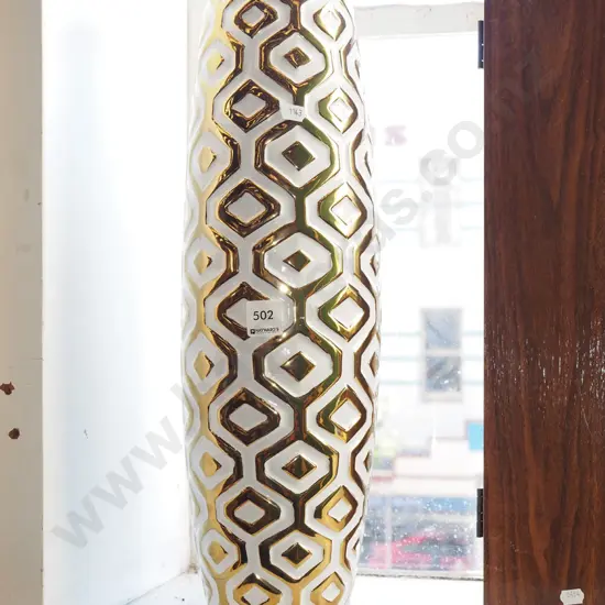white and gold patterned vase H500