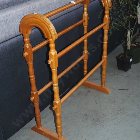 wooden towel rail