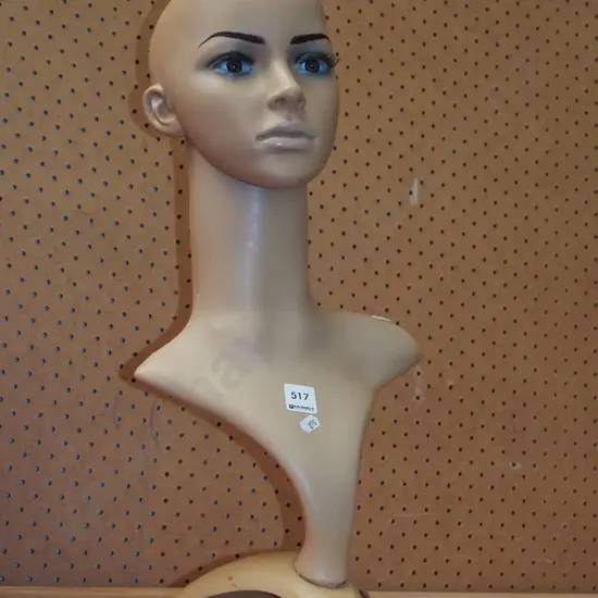 female shop mannequin bust H500