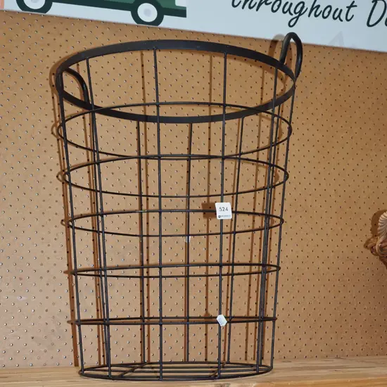 large wire basket - missing fabric bag H500