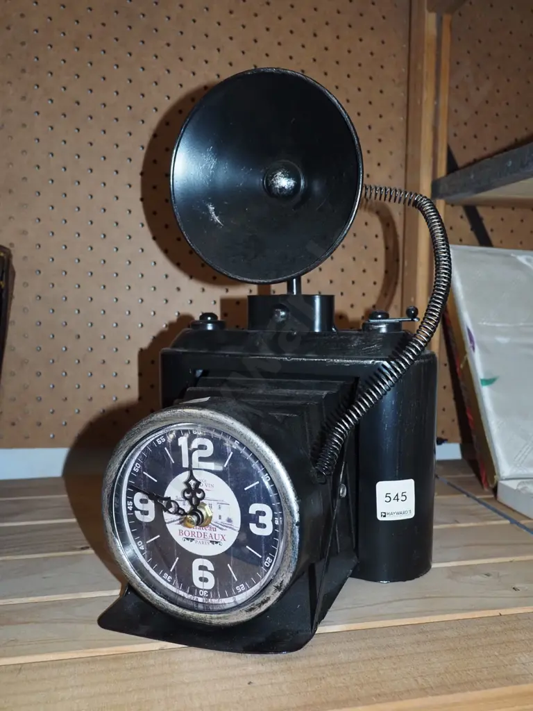 camera themed mantle clock Image 1++