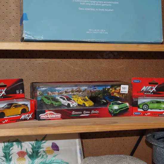 boxed set of 5 diecast toy cars, 2x other boxed diecast model cars