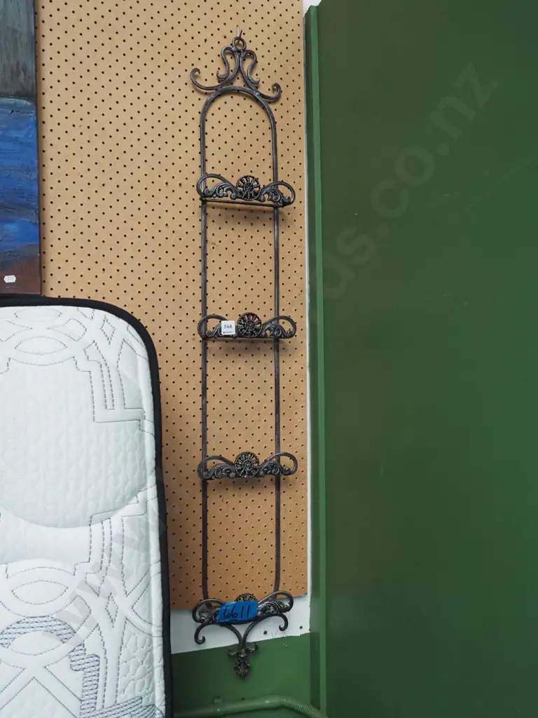 metal wall mounted plate rack Image 1++