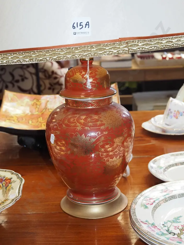 Coverley NZ Asian style porcelain table lamp with shade Image 1++