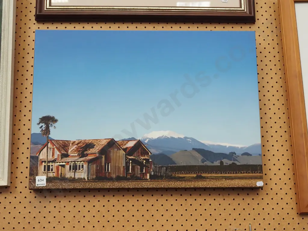 photo print on boxed canvas - farmhouse Image 1++