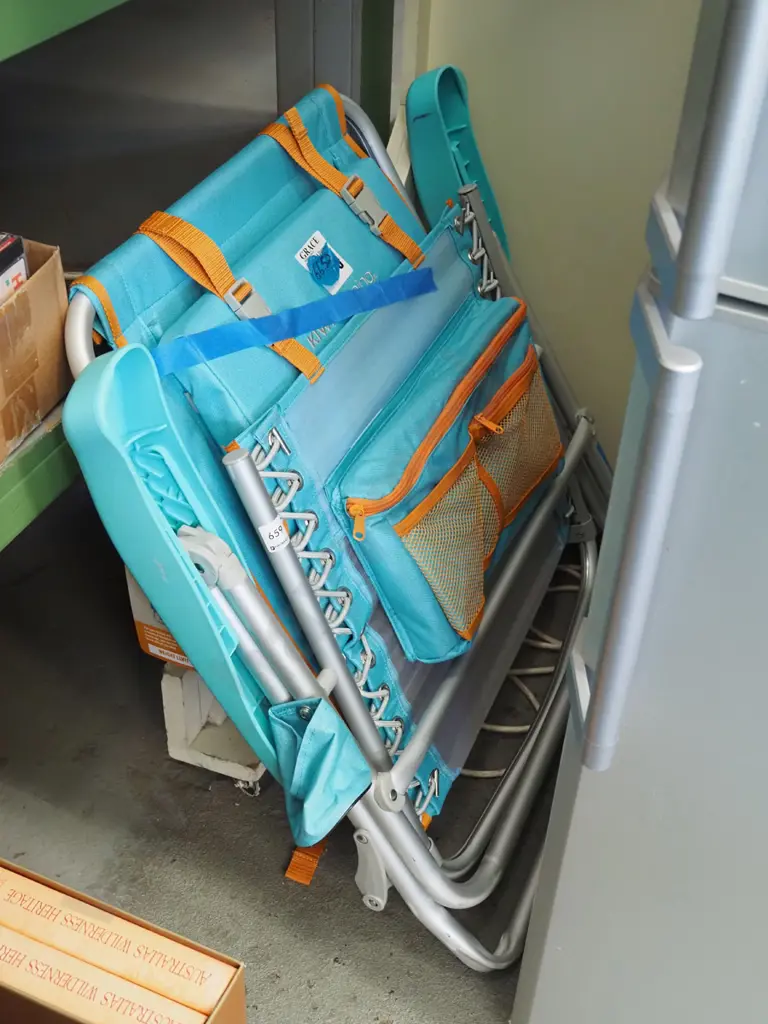 as new Laze beach recliner Image 1++