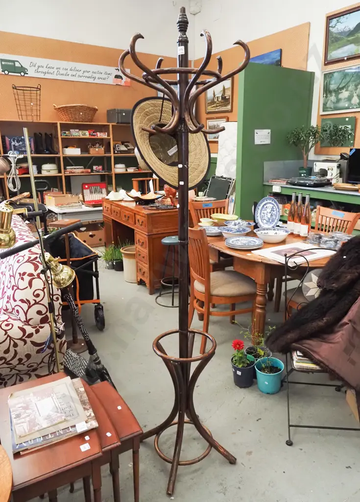 coat stand Image 1++