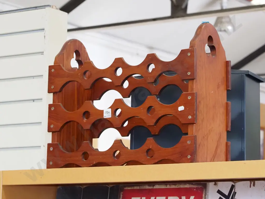 wine rack Image 1++