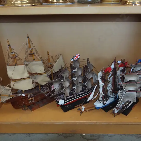 4x model sailing ships Tallest H420