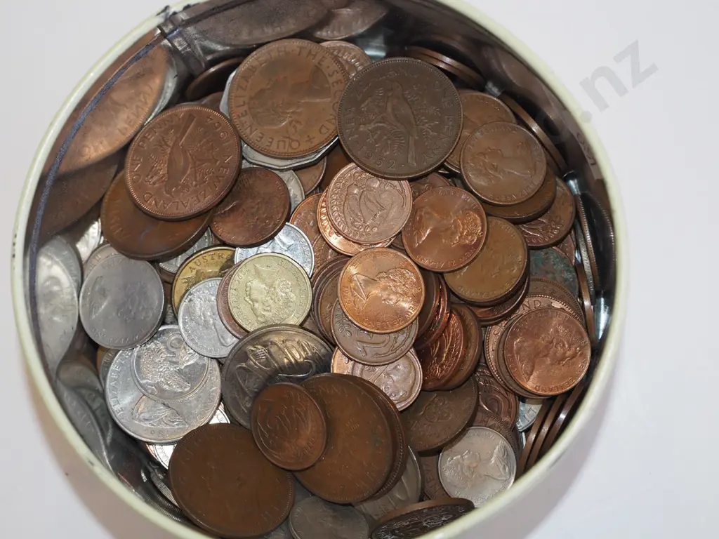 tin of coins Image 1++