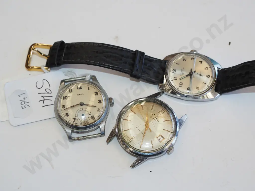 3x wristwatches - 2 missing straps Image 1++