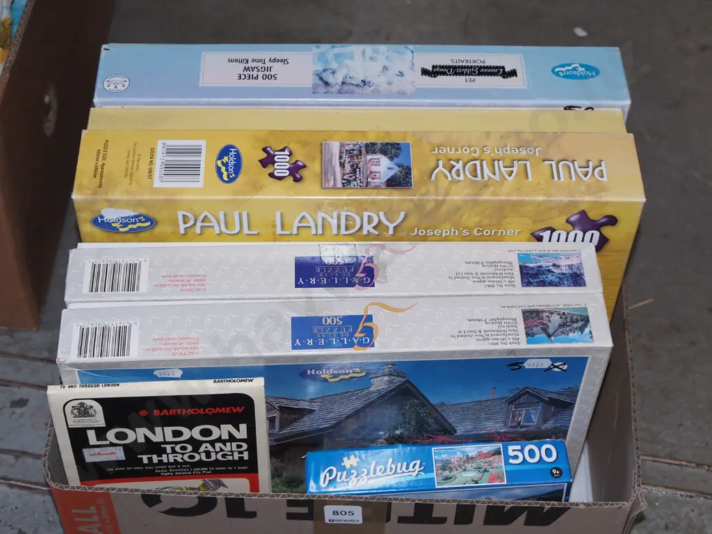 box of puzzles, London map Image 1++