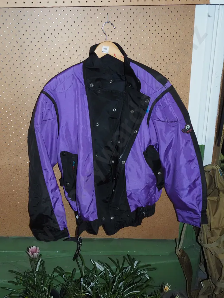 Bullson motorcycle jacket and pants - size Large Image 1++
