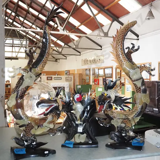 2x  bone dragon figurines, 1x small flame themed figurine Tallest H830 - 1 dragon tail needs repair