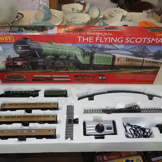 Hornby OO gauge Flying Scotsman train set