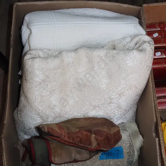 box; bedspreads, cushion covers