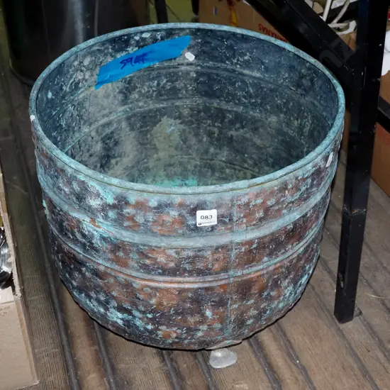 beaten copper wood bin on alloy legs H380