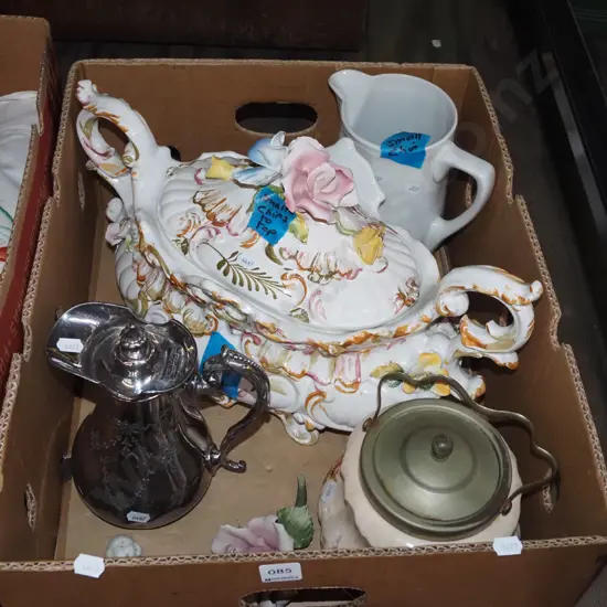 box; very large Italian double handled lidded tureen - chips, jugs etc