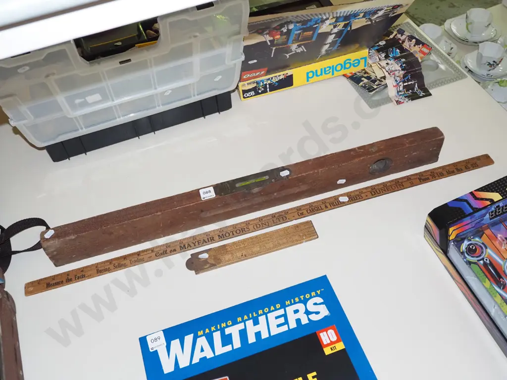 builders rule, level, promotional ruler Image 1++