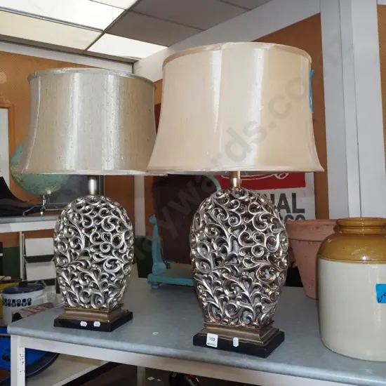 pair of composite table lamps H620