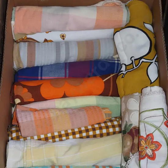 box; retro and vintage tablecloths