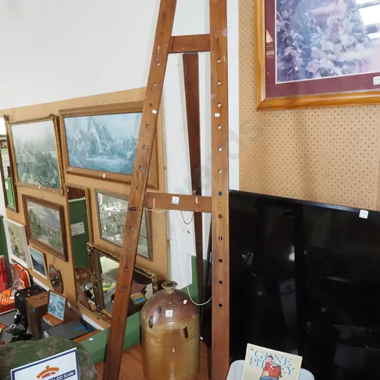 wooden artists easel H1610