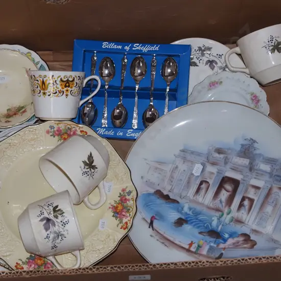 box; plates, cups, teaspoons