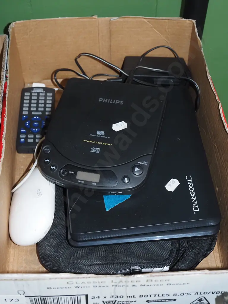 box; Phillips portable CD player, Transonic DVD player - no cord Image 1++