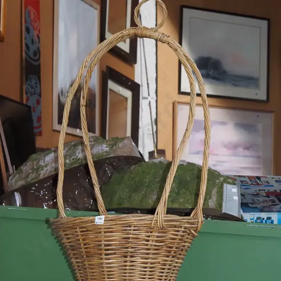 cane handled hanging basket H1000